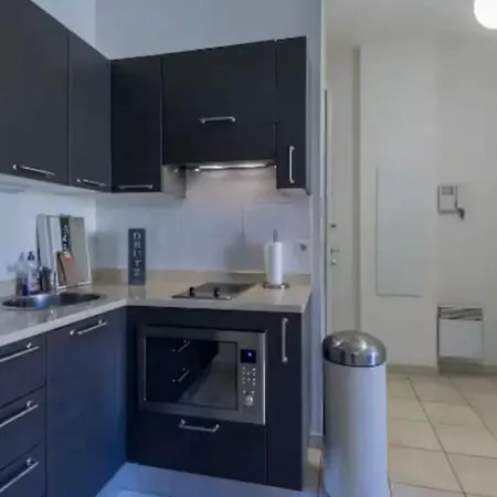 Place Grimaldi, Close To And Restaurants, With Balcony *