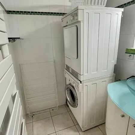 Place Grimaldi, Close To And Restaurants, With Balcony *
